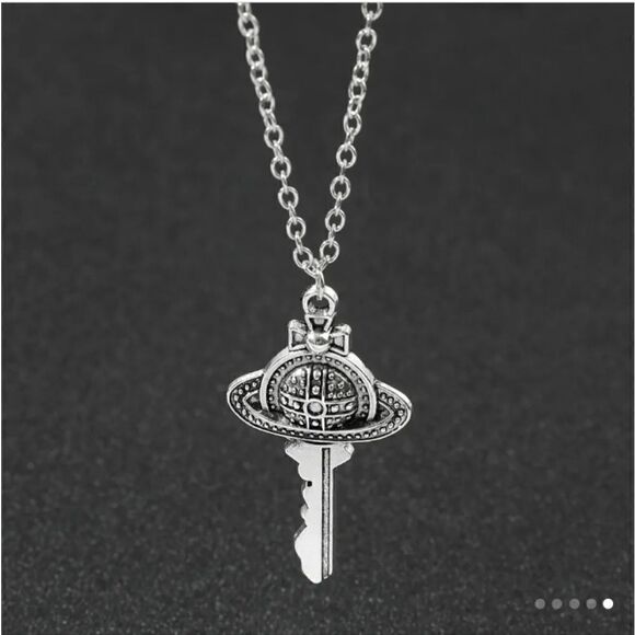 Necklace retro planet universe key new e17 - Picture 3 of 3